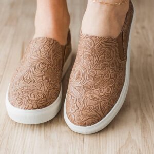 Very G Nova Slip-On Sneakers- Tan