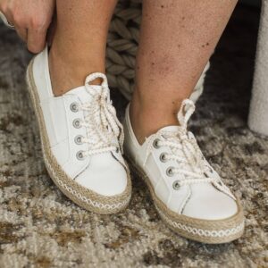 Blowfish Buenos Sneakers- Cream